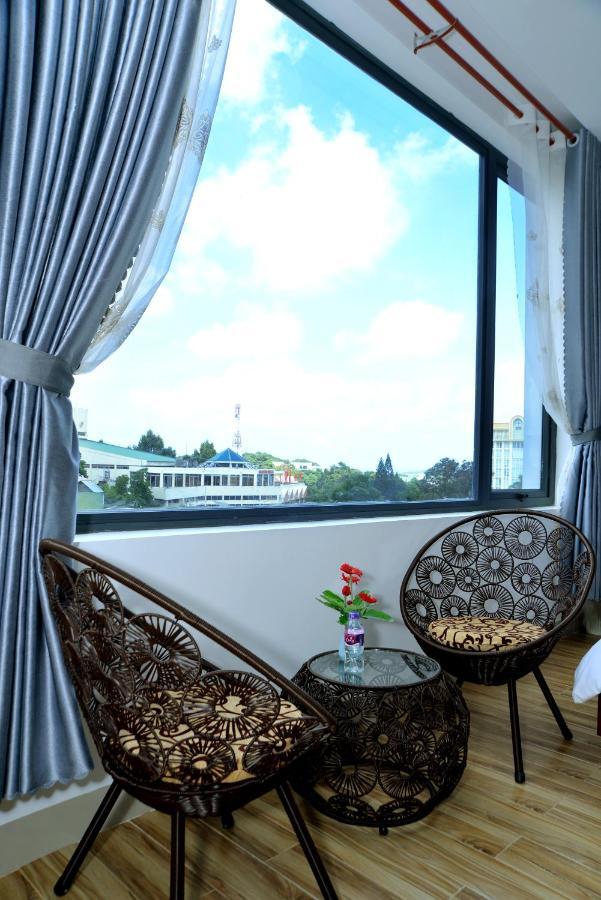 Buon Ma Thuot Hotel Esterno foto