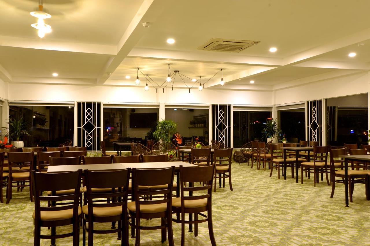 Buon Ma Thuot Hotel Esterno foto