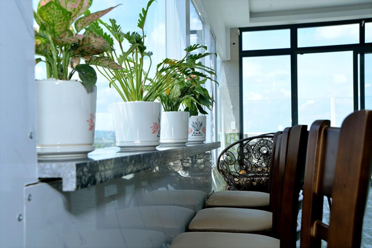 Buon Ma Thuot Hotel Esterno foto
