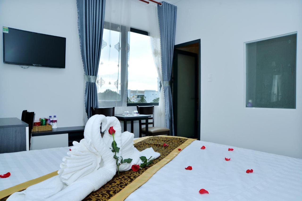 Buon Ma Thuot Hotel Esterno foto